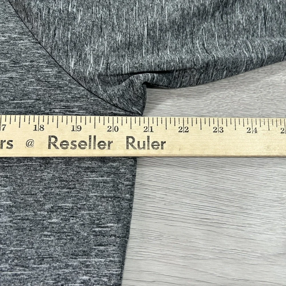 NEW Nike Swim Hooded Rash Guard Mens Small Gray Dri-FIT Long Sleeve NESSB669-001